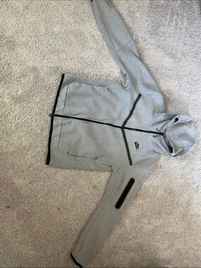 Nike-Tech Light Gray Full-Zip Hoodie Jacket
